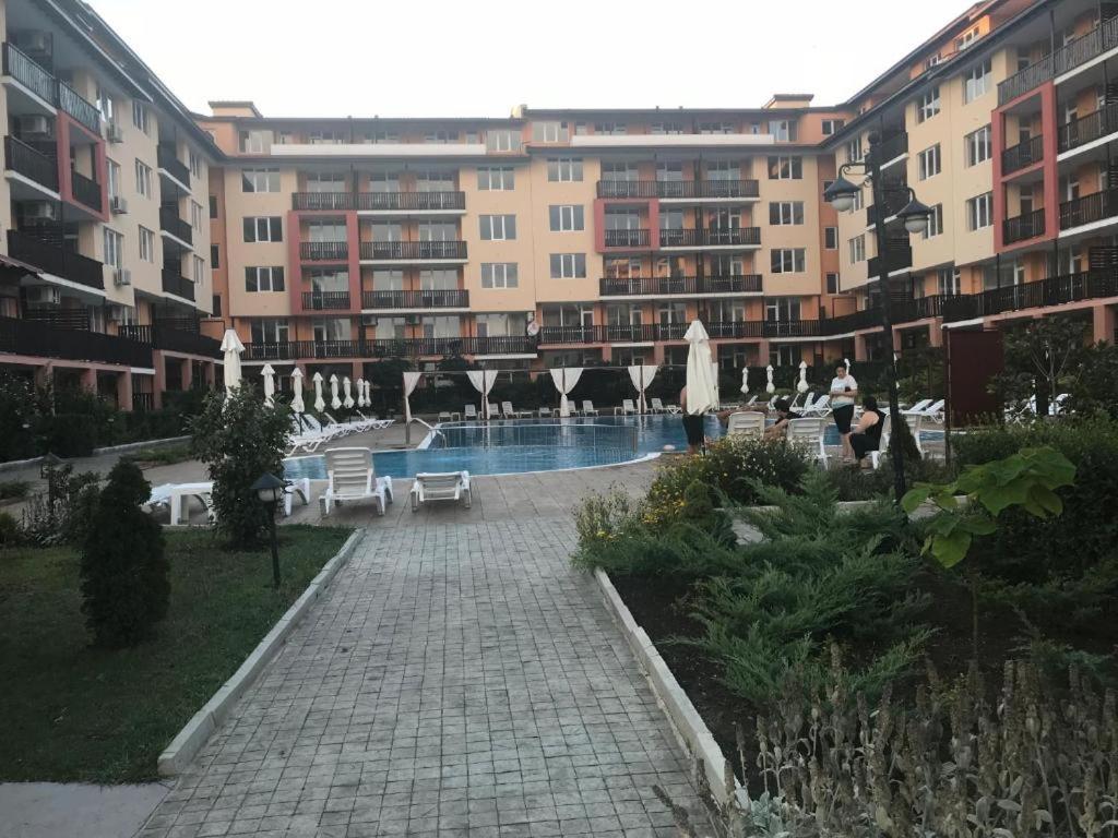 Апартаменти Кралеви В Шато Ахелой Extérieur photo